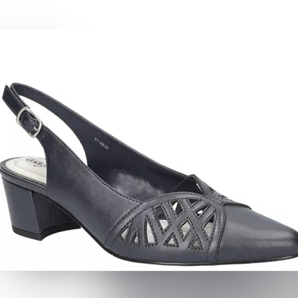 Easy Street Women's Bizzy Pump 9 1/2